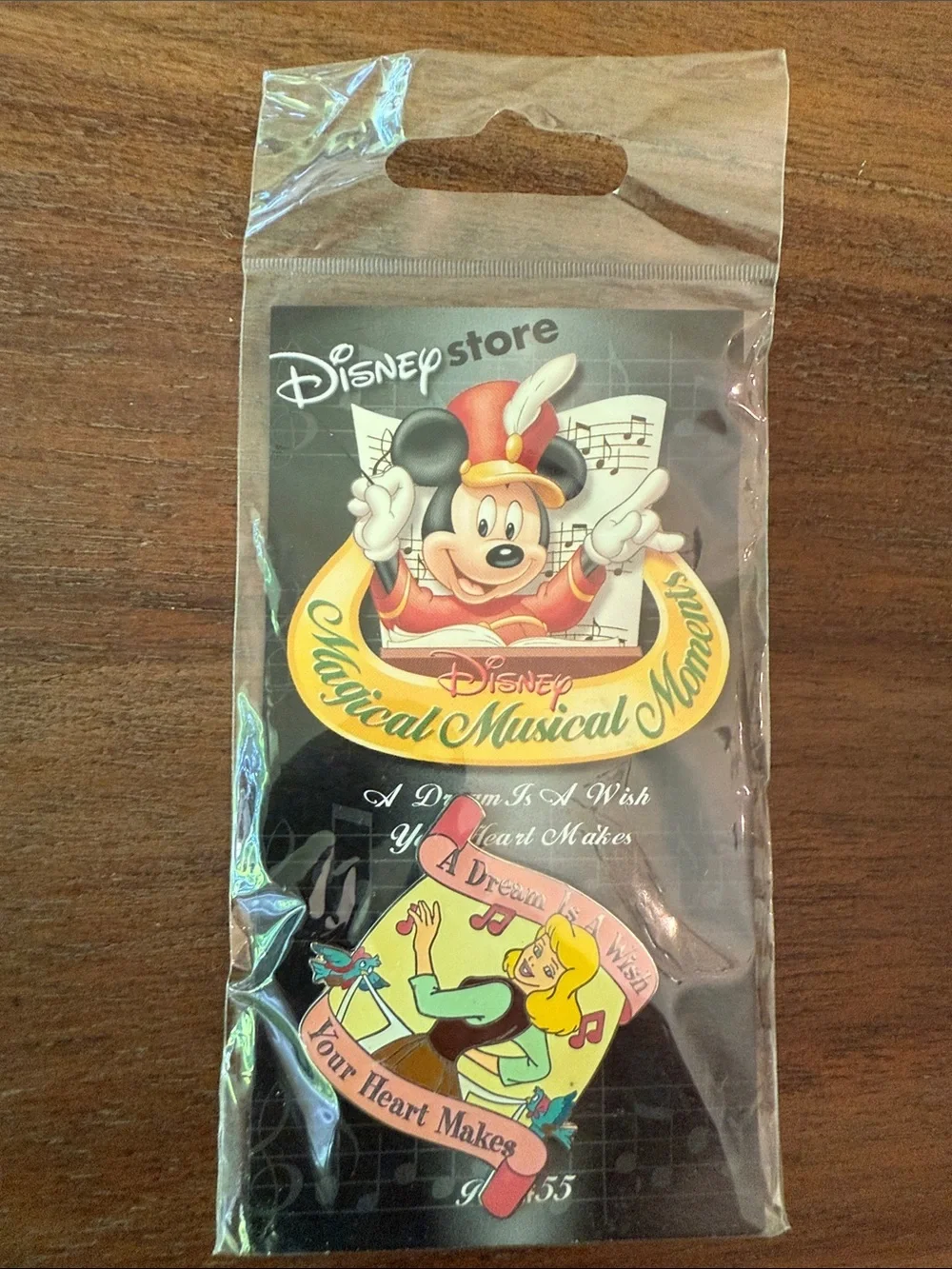 Collectible 2002 Disney Magical Musical Moments Cinderella